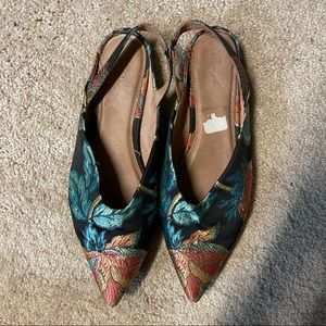 Halogen flats black floral design